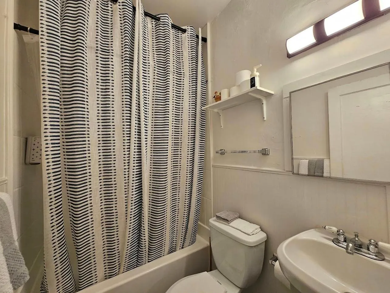 Cool And Calm Place To Live ممفيس 0*,  الولايات المتحدة الأمريكية