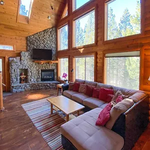 s-lake-tahoe-home-w-private-indoor-poolhot-tub.insouthlaketahoe.com/