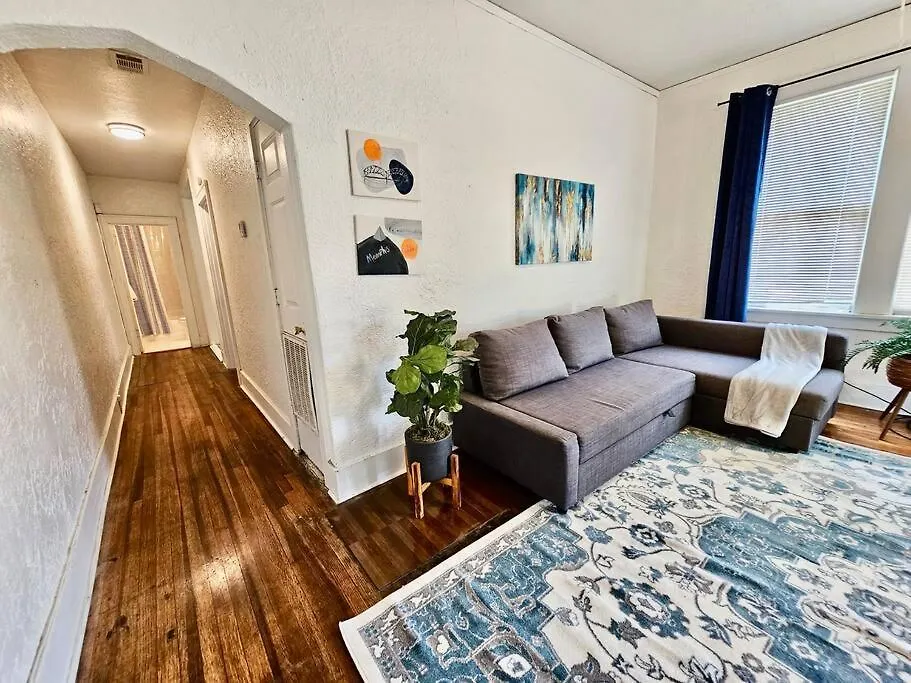 Cool And Calm Place To Live Memphis 0*,